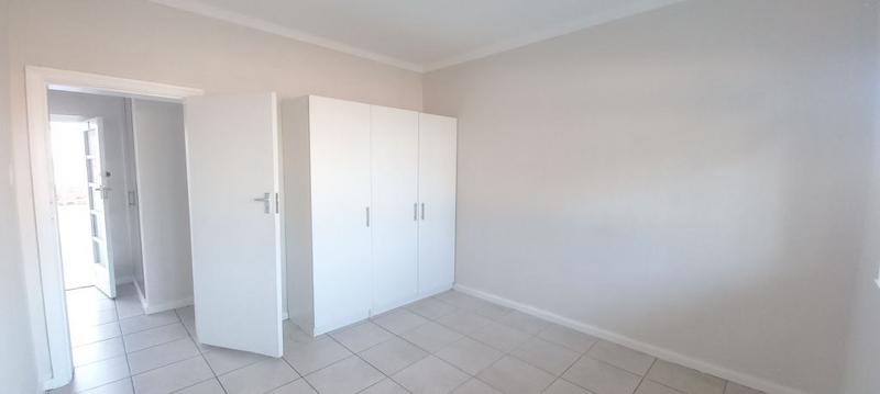 To Let 1 Bedroom Property for Rent in Goodwood Central Western Cape
